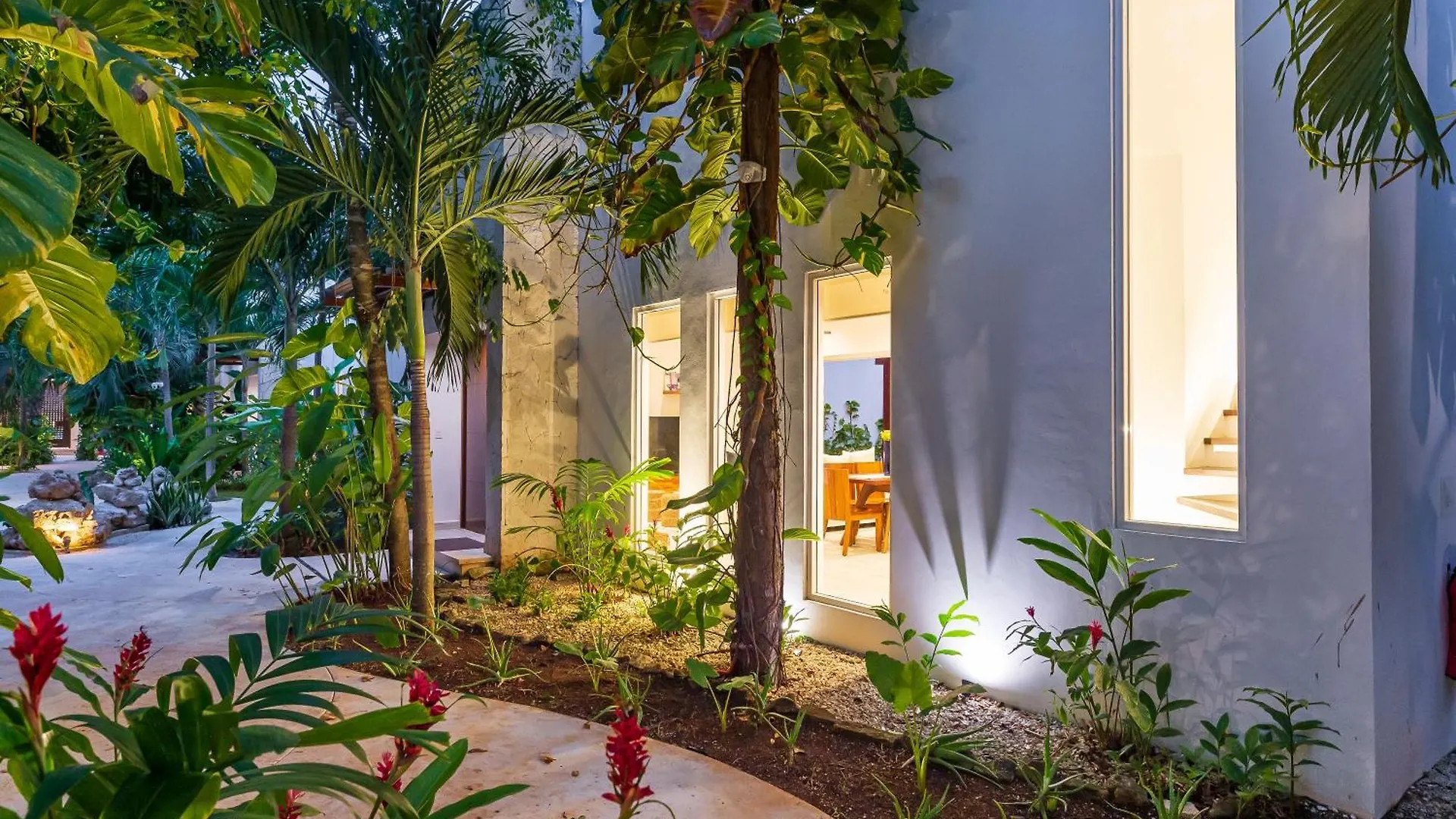 Villa Bonita, Private Pool, Jacuzzi, Concierge Tulum Mexico